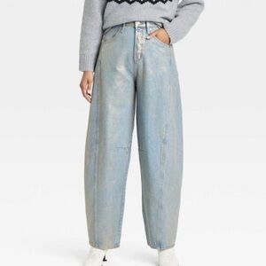 NWT Universal Thread Womens High-Rise Curved Leg Jeans 91635981 Gold Wash size 8